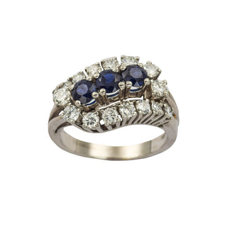 Saphirring aus 585 Weißgold mit Brillant, nachhaltiger second hand Schmuck perfekt aufgearbeitet