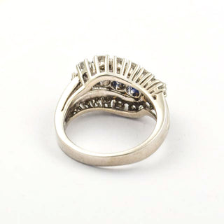 Saphirring aus 585 Weißgold mit Brillant, nachhaltiger second hand Schmuck perfekt aufgearbeitet