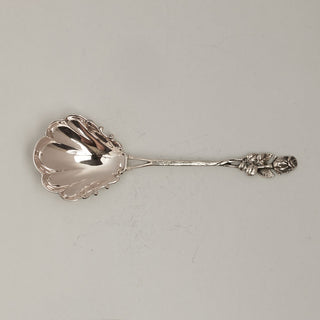 Sahnelöffel Rose aus 800 Silber, nachhaltiger second hand Schmuck perfekt aufgearbeitet