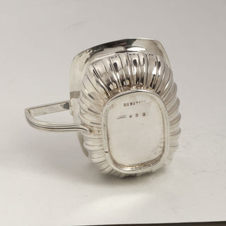 Salzfass aus Silber, nachhaltiger second hand Schmuck perfekt aufgearbeitet