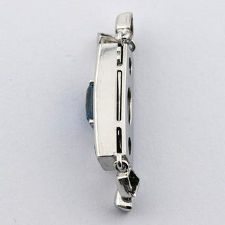 Schließe aus 585 Weißgold mit Saphir und Brillant, nachhaltiger second hand Schmuck perfekt aufgearbeitet