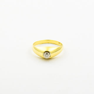 Ring aus 585 Gelb- und Weißgold mit Brillant, nachhaltiger second hand Schmuck perfekt aufgearbeitet