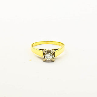 Solitärring aus 585 Gelb- und Weißgold mit Diamant, nachhaltiger second hand Schmuck perfekt aufgearbeitet