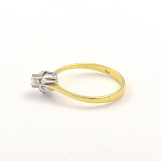 Solitärring aus 585 Gelb- und Weißgold mit Brillant, nachhaltiger second hand Schmuck perfekt aufgearbeitet