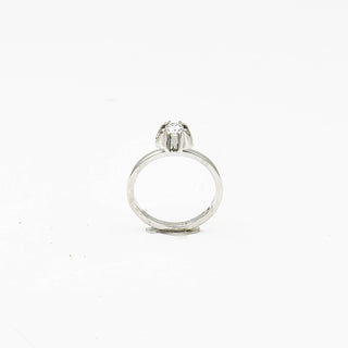 Solitärring aus 585 Weißgold mit Brillant, nachhaltiger second hand Schmuck perfekt aufgearbeitet