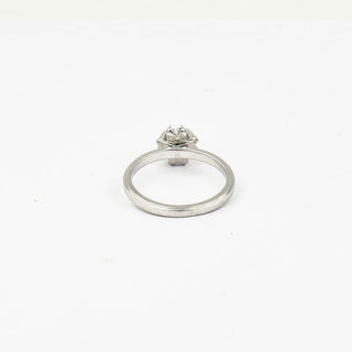 Solitärring aus 585 Weißgold mit Brillant, nachhaltiger second hand Schmuck perfekt aufgearbeitet