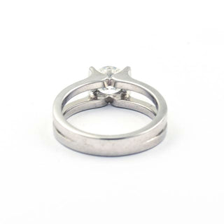 Solitärring aus 750 Weißgold mit Brillant, nachhaltiger second hand Schmuck perfekt aufgearbeitet