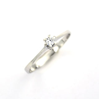 Ring aus 585 Weißgold mit Brillant, nachhaltiger second hand Schmuck perfekt aufgearbeitet