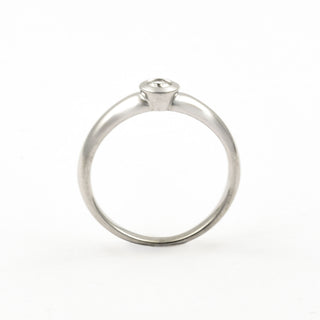 Solitärring aus 585 Weißgold mit Brillant, nachhaltiger second hand Schmuck perfekt aufgearbeitet