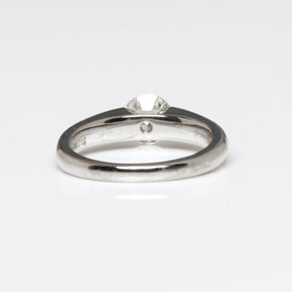 Brillantring aus 750 Weißgold, nachhaltiger second hand Schmuck perfekt aufgearbeitet