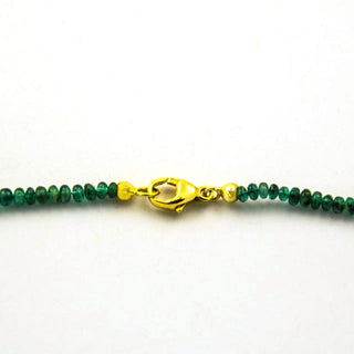 Smaragdkette mit Schließe aus 585 Gelb- und Weißgold mit Diamant, nachhaltiger second hand Schmuck perfekt aufgearbeitet