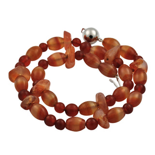 Halskette aus Karneol und Achat mit Kugelschließe aus 925 Silber, nachhaltiger second hand Schmuck perfekt aufgearbeitet