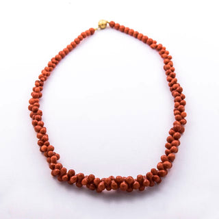 Korallenkette mit Schließe aus 750 Gelbgold, nachhaltiger second hand Schmuck perfekt aufgearbeitet