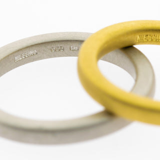 Niessing Trauringe Quadrat/Soft aus 750 Gelbgold/Platin, nachhaltiger second hand Schmuck perfekt aufgearbeitet