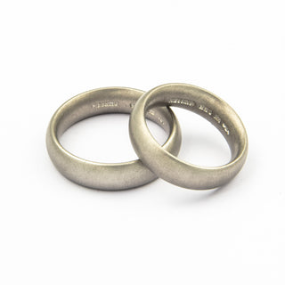 Niessing Trauringe Spitzoval aus 950 Platin, nachhaltiger second hand Schmuck perfekt aufgearbeitet