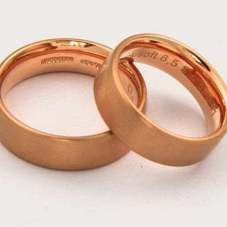 Niessing Trauringe rechteck/soft aus 750 Rotgold mit Brillant, nachhaltiger second hand Schmuck perfekt aufgearbeitet