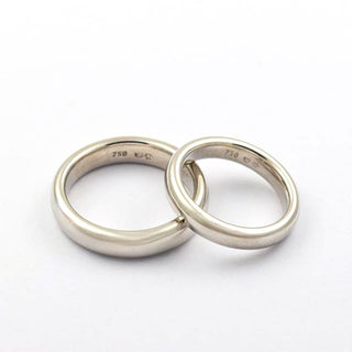 Trauringe aus 750 Weißgold, nachhaltiger second hand Schmuck perfekt aufgearbeitet