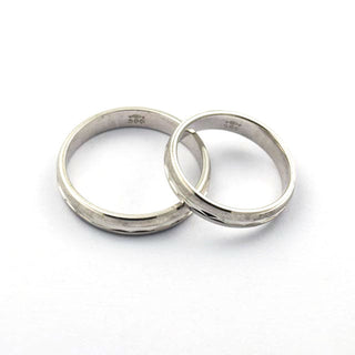 Niessing Trauringe aus 585 Weißgold, nachhaltiger second hand Schmuck perfekt aufgearbeitet