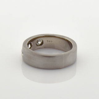 Diamantring aus 585 Weißgold, nachhaltiger second hand Schmuck perfekt aufgearbeitet