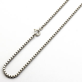 Veneziakette aus 585 Weißgold, 72cm, nachhaltiger second hand Schmuck perfekt aufgearbeitet