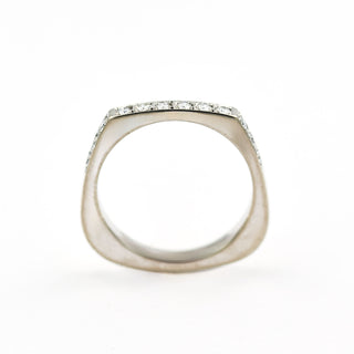 Diamantring aus 585 Weißgold, nachhaltiger second hand Schmuck perfekt aufgearbeitet