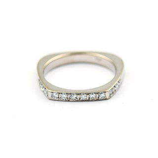 Diamantring aus 585 Weißgold, nachhaltiger second hand Schmuck perfekt aufgearbeitet