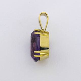 Anhänger aus 585 Gelbgold mit Amethyst, hochwertiger second hand Schmuck perfekt aufgearbeitet