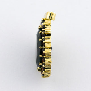 Anhänger aus 333 Gelbgold mit Granat, nachhaltiger second hand Schmuck perfekt aufgearbeitet
