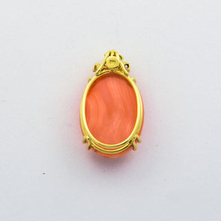 Anhänger aus 585 Gelbgold mit Koralle und Diamant, nachhaltiger second hand Schmuck perfekt aufgearbeitet