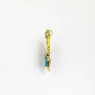 Anhänger aus 750 Gelb- und Weißgold mit Lapislazuli, Türkis und Saphir, nachhaltiger second hand Schmuck perfekt aufgearbeitet
