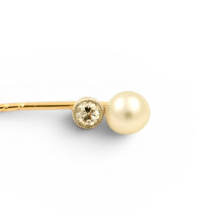 Anstecknadel aus 585 Gelbgold mit Perle und Brillant, nachhaltiger second hand Schmuck perfekt aufgearbeitet