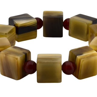 Armband mit Horn und Karneol, nachhaltiger second hand Schmuck perfekt aufgearbeitet