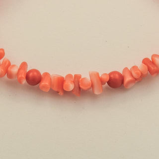 Armband mit Koralle, nachhaltiger second hand Schmuck perfekt aufgearbeitet