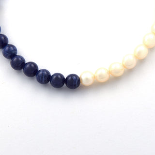 Perlenarmband mit Sodalith, nachhaltiger second hand Schmuck perfekt aufgearbeitet