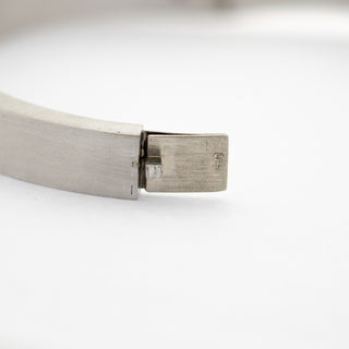 Armreif aus 585 Weißgold mit Brillant, nachhaltiger second hand Schmuck perfekt aufgearbeitet