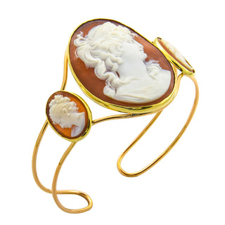 Armspange aus 750 Gelbgold mit Kamee/Gemme, nachhaltiger second hand Schmuck perfekt aufgearbeitet