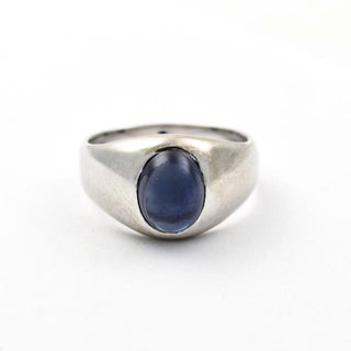 Saphirring aus 585 Weißgold, nachhaltiger second hand Schmuck perfekt aufgearbeitet