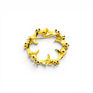 Perlenbrosche Blütenkranz aus 750 Gelbgold mit Saphir, nachhaltiger second hand Schmuck perfekt aufgearbeitet