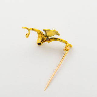 Brosche Calla aus 750 Gelbgold mit Rubin und Perle, nachhaltiger second hand Schmuck perfekt aufgearbeitet