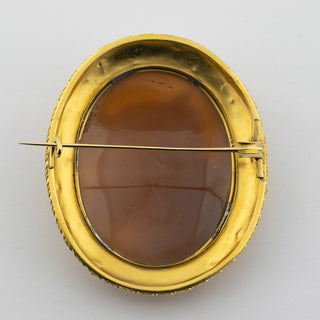 Brosche aus 800 Gelbgold mit Kamee/Gemme, hochwertiger second hand Schmuck perfekt aufgearbeitet