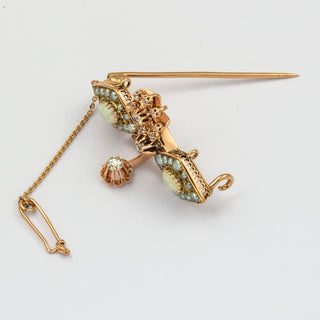 Brosche aus 585 Roségold mit Opal, Perle und Brillant, nachhaltiger second hand Schmuck perfekt aufgearbeitet