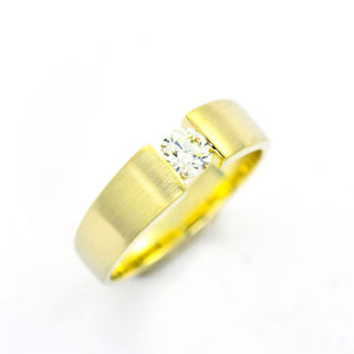 Christ Brillantring aus 585 Gelbgold, nachhaltiger second hand Schmuck perfekt aufgearbeitet