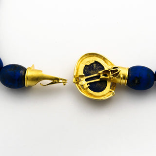 Lapislazulikette mit Schmuckschließe aus Gelbgold, Handarbeit, nachhaltiger second hand Schmuck perfekt aufgearbeitet