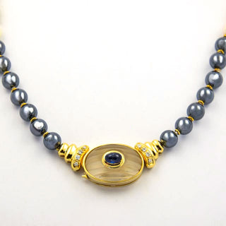 Collier aus 750 Gelbgold mit Saphir, Bergkristall und Brillant, nachhaltiger second hand Schmuck perfekt aufgearbeitet