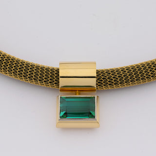 Collier aus 750 Gelb- und Weißgold mit Turmalin, 42 cm, hochwertiger second hand Schmuck perfekt aufgearbeitet