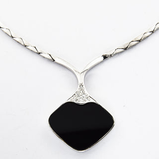 Collier aus 585 Weißgold mit Onyx und Diamant, nachhaltiger second hand Schmuck perfekt aufgearbeitet