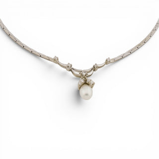 Perlencollier aus 585 Weißgold mit Brillant, nachhaltiger second-hand Schmuck perfekt aufgearbeitet