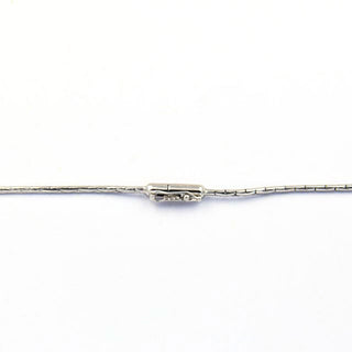Rubincollier aus 585 Weißgold mit Brillant, nachhaltiger second hand Schmuck perfekt aufgearbeitet