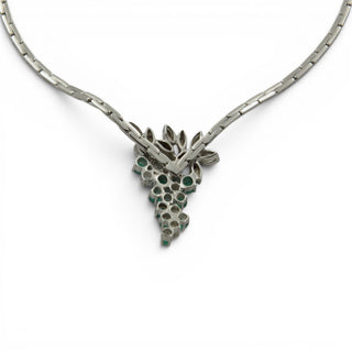 Smaragdcollier aus 585 Weißgold mit Brillant, nachhaltiger second hand Schmuck perfekt aufgearbeitet