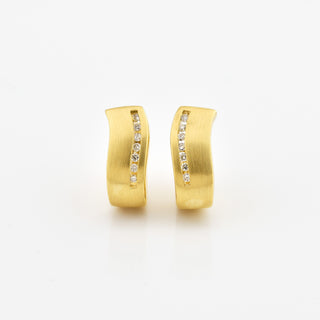 Creolen aus 585 Gelbgold mit Brillant, nachhaltiger second hand Schmuck perfekt aufgearbeitet